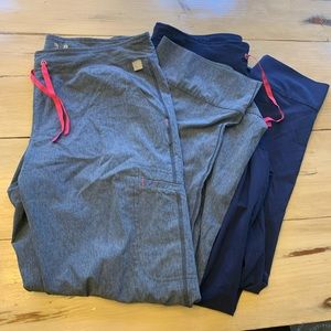 Pair of Smitten Medium Scrub Bottoms